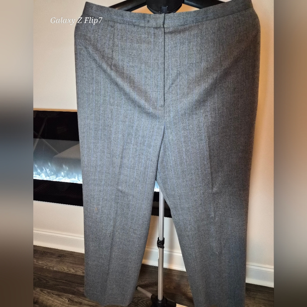 Talbots Petites Grey Blue Pinstripe Wool Blend Dress Pants Slacks Size 18P - Picture 1 of 10